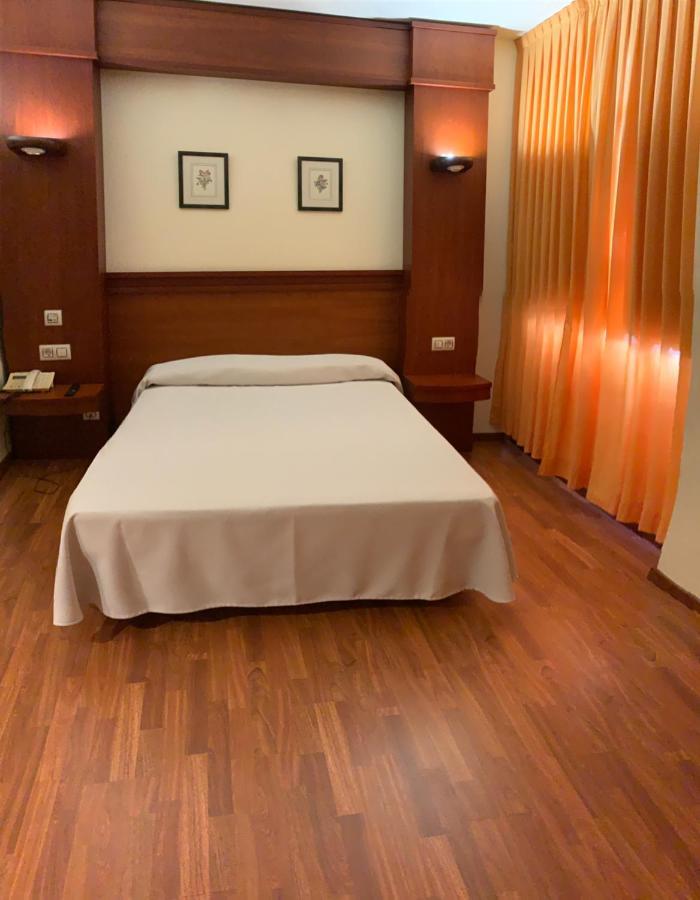 Hotel Barreiro Leira Εξωτερικό φωτογραφία